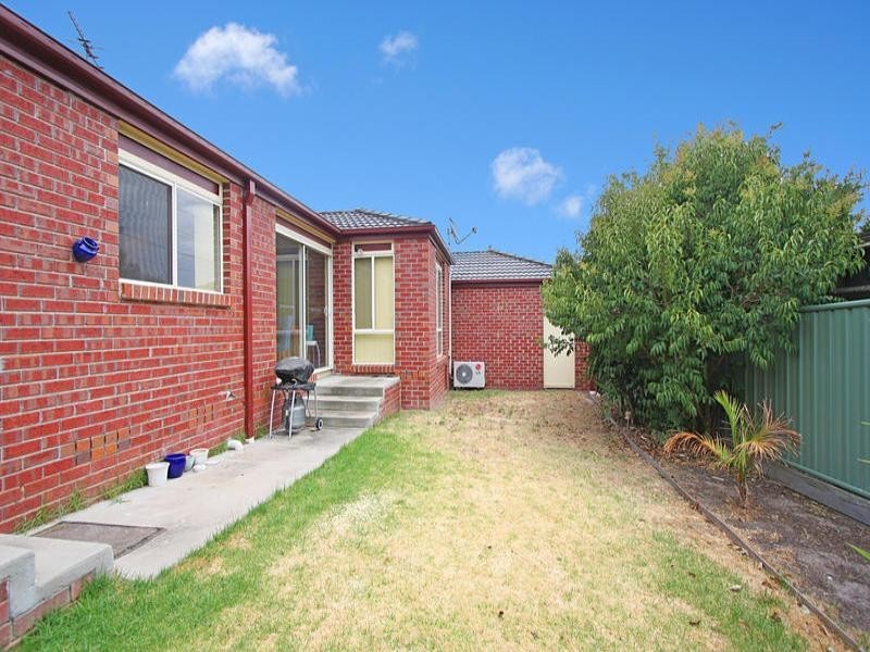 2/40 Drummond Street, Chadstone VIC 3148