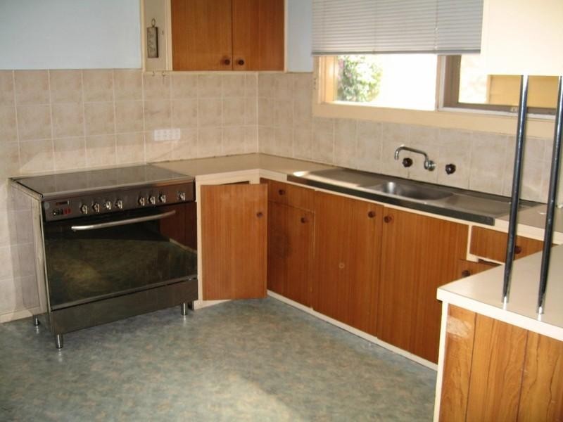 3 Springs Road, Clayton VIC 3168