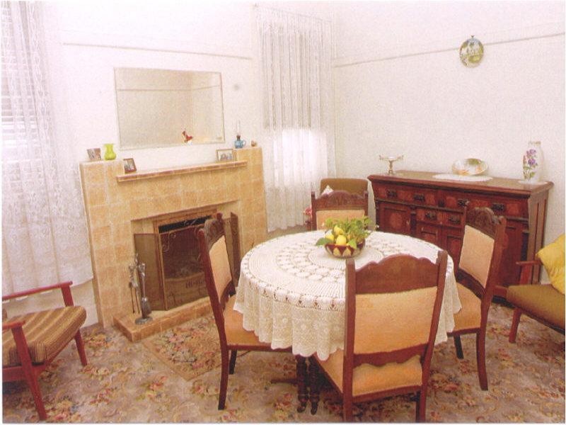 41 Calembeena Avenue, Hughesdale VIC 3166