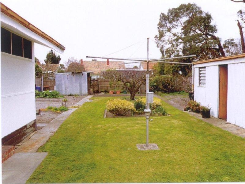 41 Calembeena Avenue, Hughesdale VIC 3166