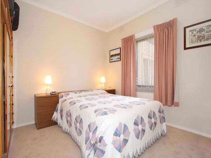 12 Atkinson Street, Chadstone VIC 3148