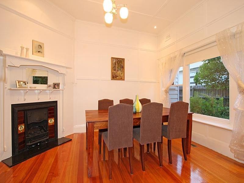 39a Eleebana Avenue, Hughesdale VIC 3166