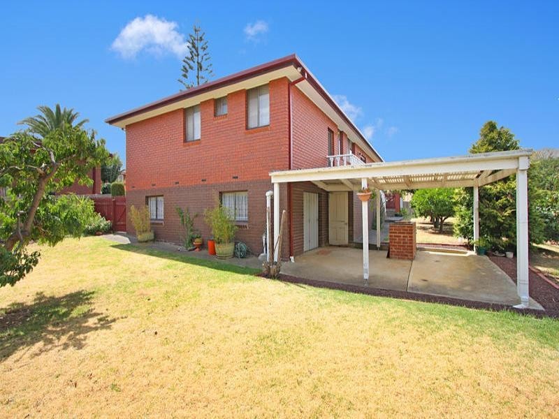 5 Mountbatten Court, Oakleigh East VIC 3166