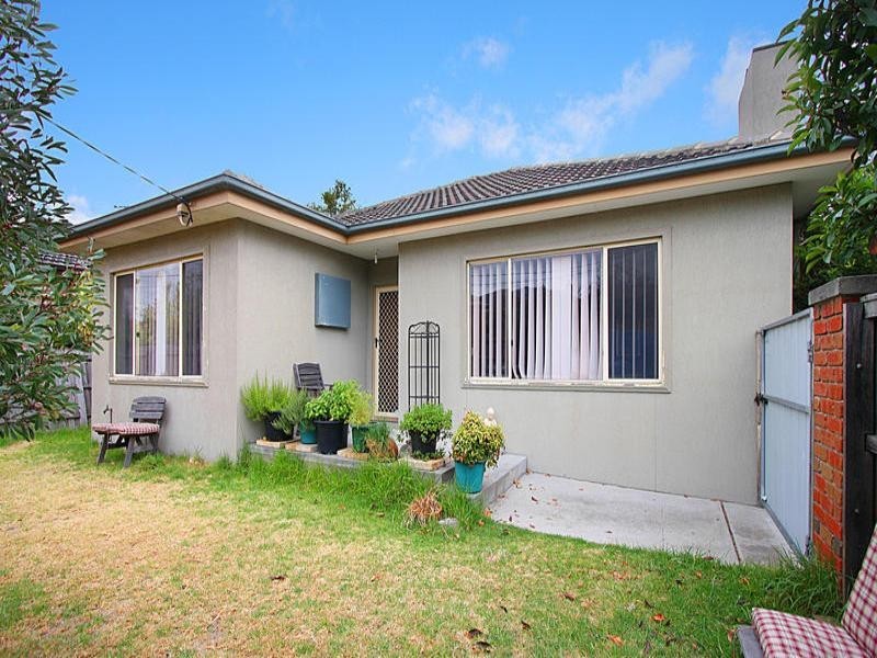 1/70 Edinburgh Street, Clayton VIC 3168