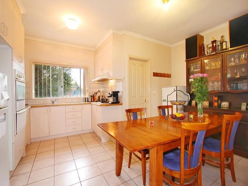 1/70 Edinburgh Street, Clayton VIC 3168