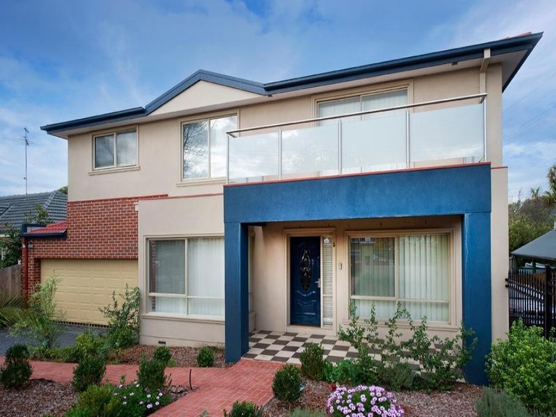 4 Peak Street, Malvern East VIC 3145