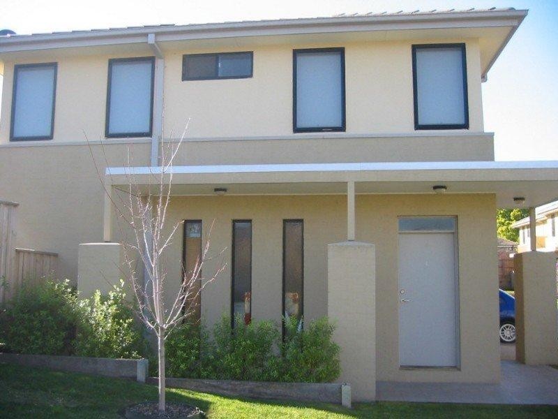 1 Shady Mews, Clayton VIC 3168