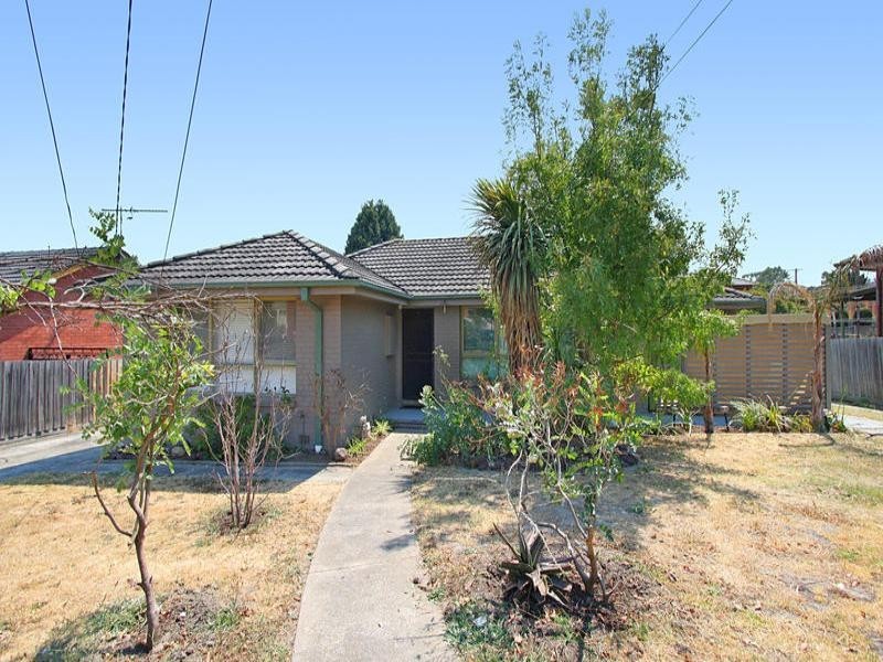 27 Fairland Avenue, Oakleigh East VIC 3166