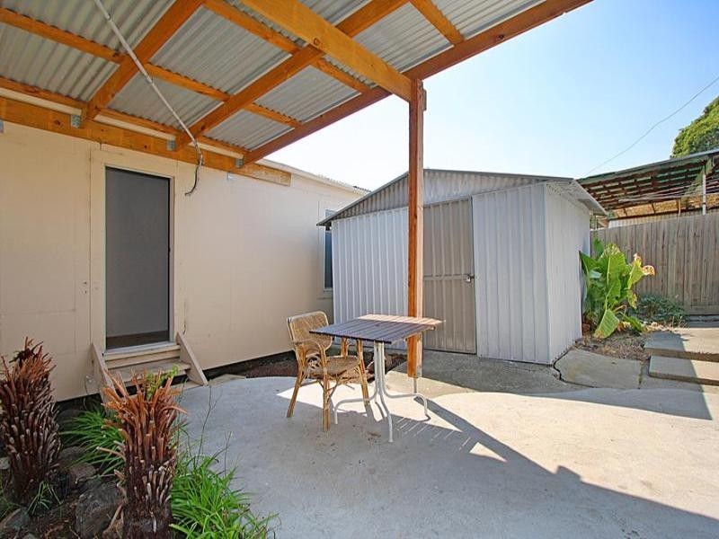 27 Fairland Avenue, Oakleigh East VIC 3166