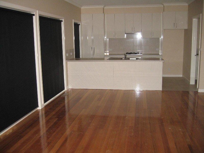 2/4 Jacana Street, Chadstone VIC 3148