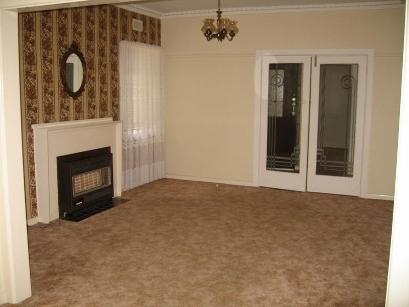 108 Tucker Road, Bentleigh VIC 3204