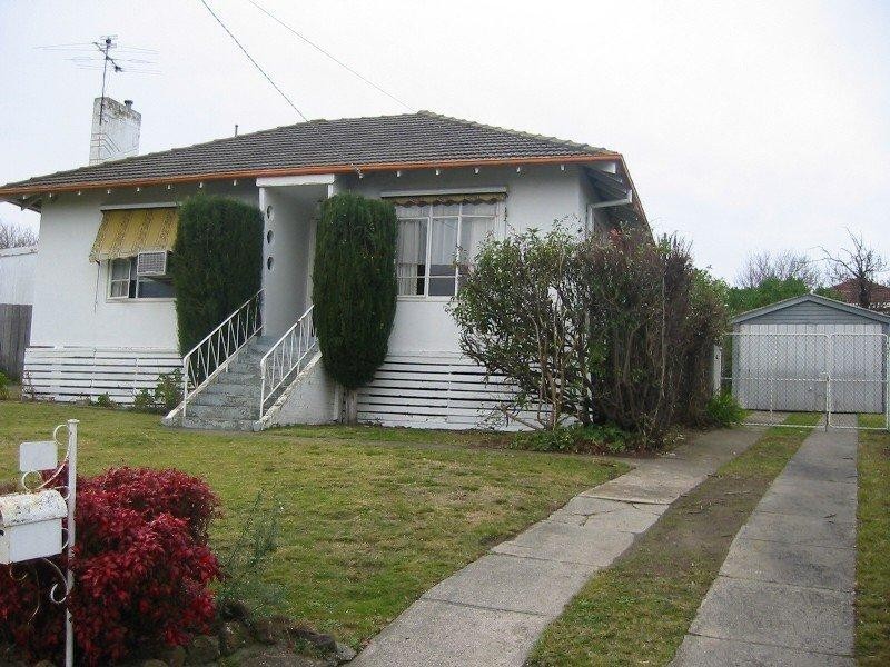 5 Crana Court, Chadstone VIC 3148