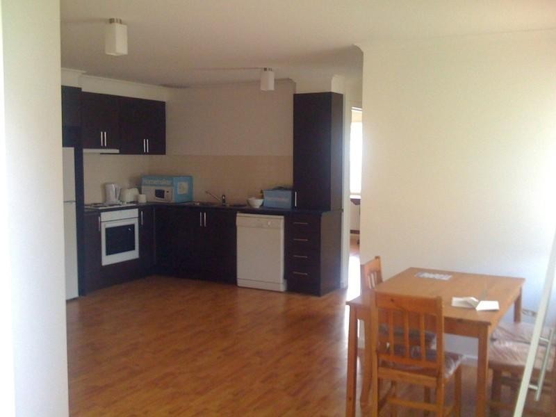 2/18 Colonel Street, Clayton VIC 3168