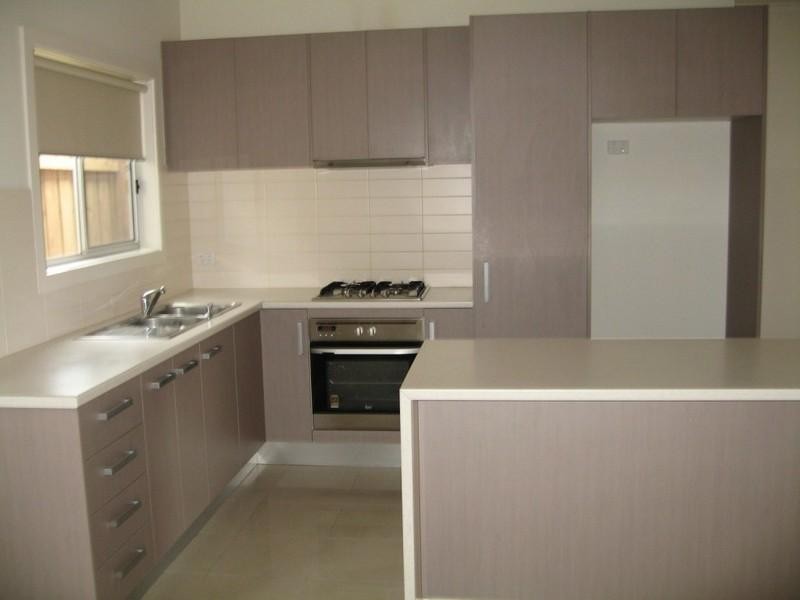 2/18 Clovis Street, Oakleigh East VIC 3166