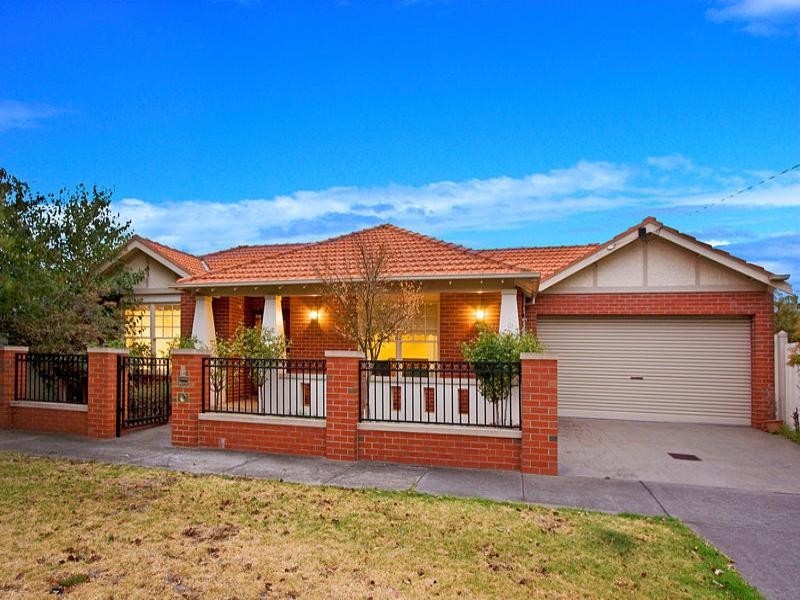 2/38 Carlisle Crescent, Hughesdale VIC 3166