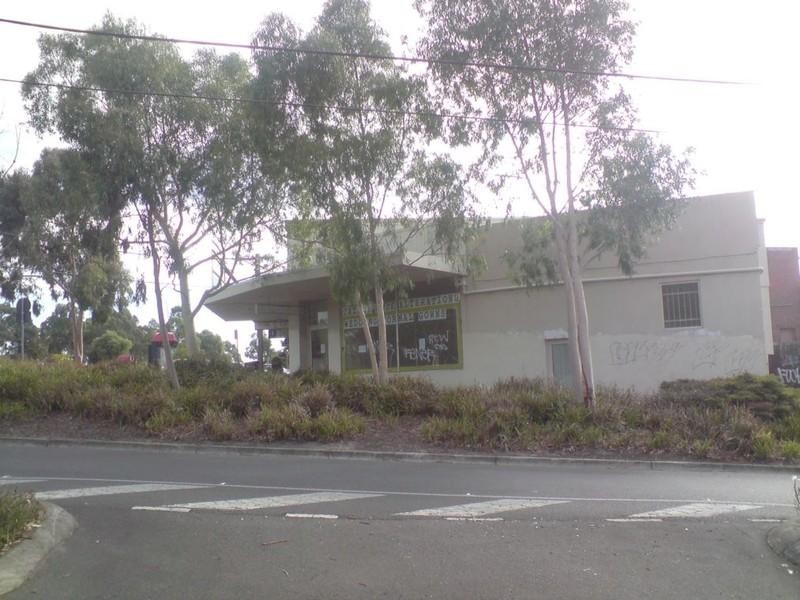 53 Batesford Road, Chadstone VIC 3148