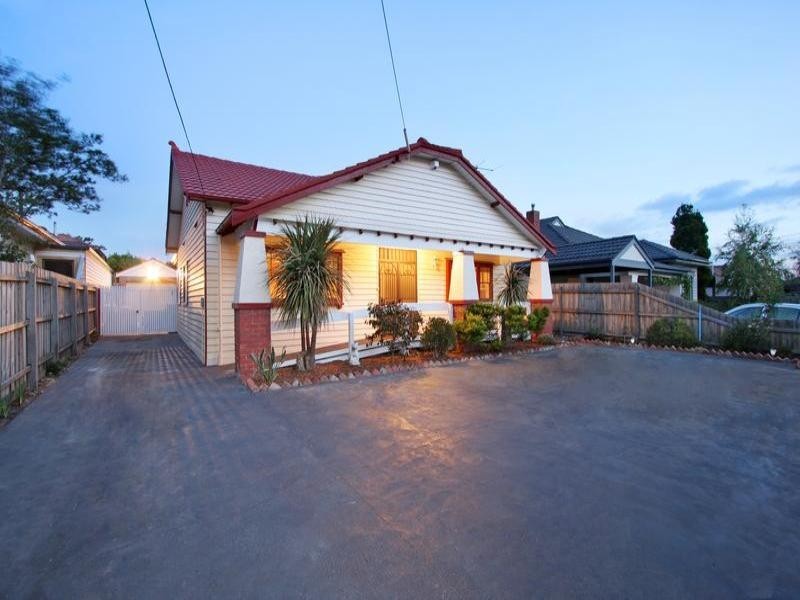 7 Henty Street, Murrumbeena VIC 3163