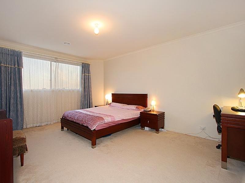 11 Emma Court, Mount Waverley VIC 3149