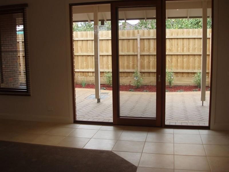 2/620 Warrigal Road, Oakleigh South VIC 3167