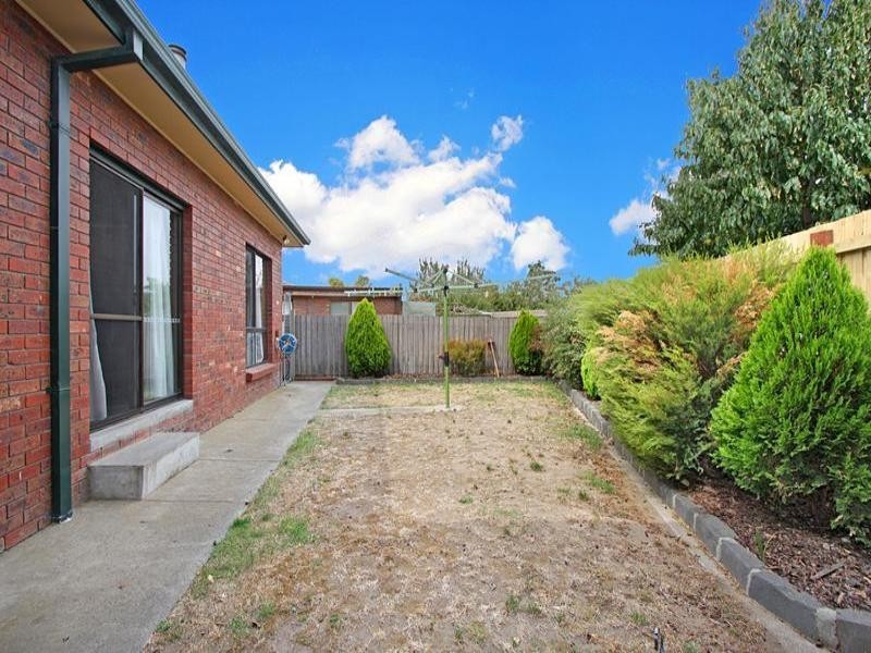 4 Monterey Court, Oakleigh South VIC 3167