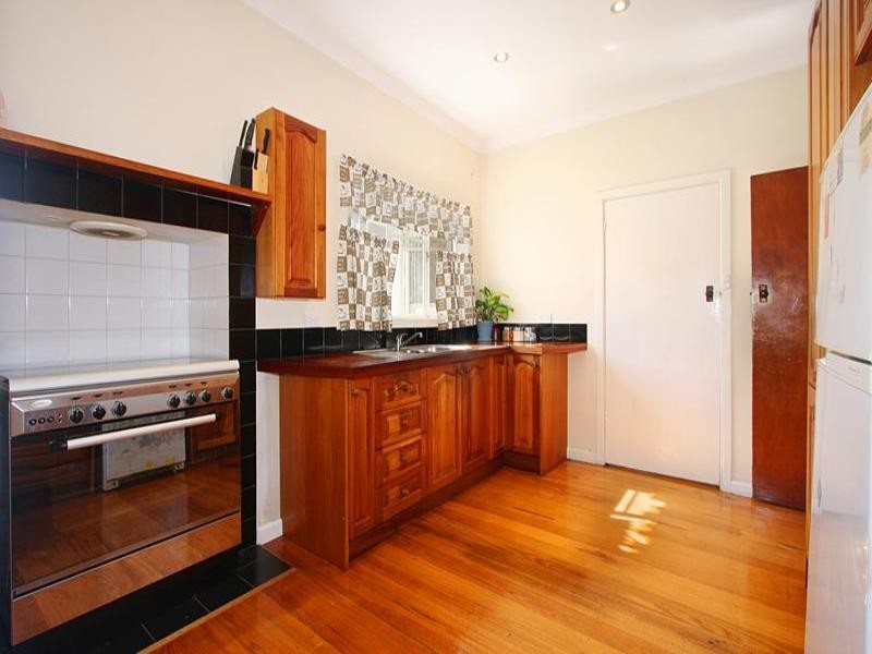 130 Clayton Road, Clayton VIC 3168