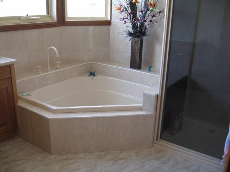 1 Carlingford Close, Rowville VIC 3178