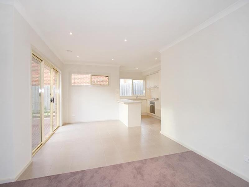 2/21 Hiscock Street, Chadstone VIC 3148