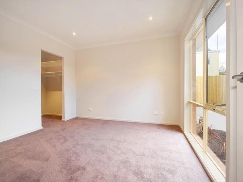 2/21 Hiscock Street, Chadstone VIC 3148