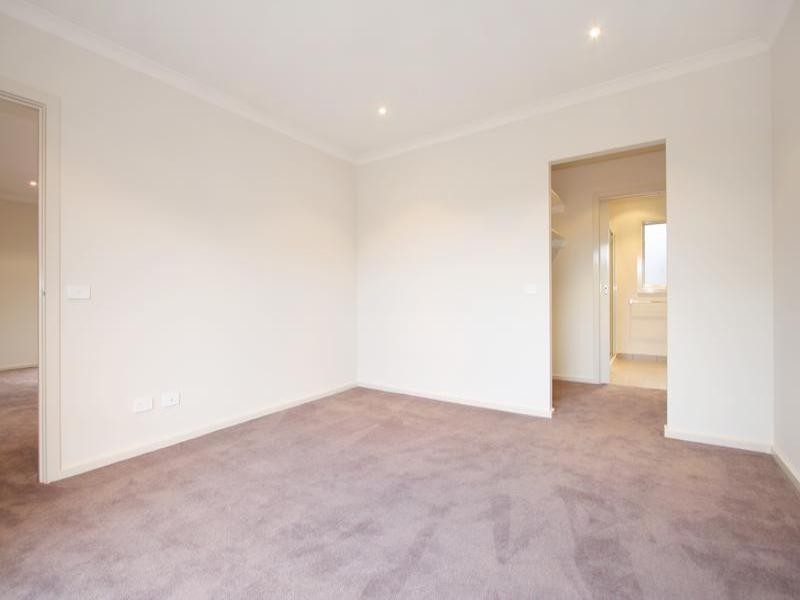 2/21 Hiscock Street, Chadstone VIC 3148