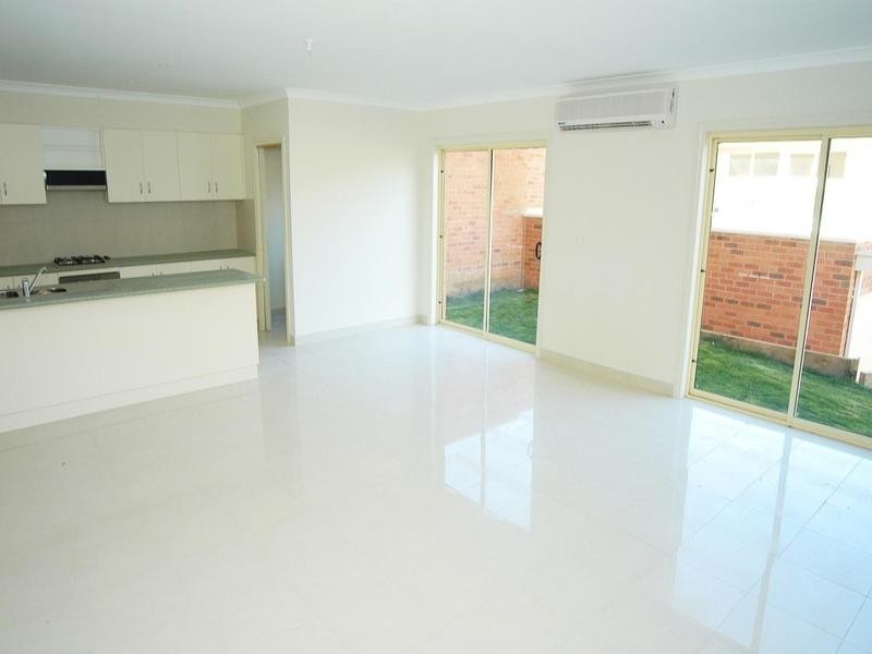 1/138 Ferntreegully Road, Oakleigh East VIC 3166