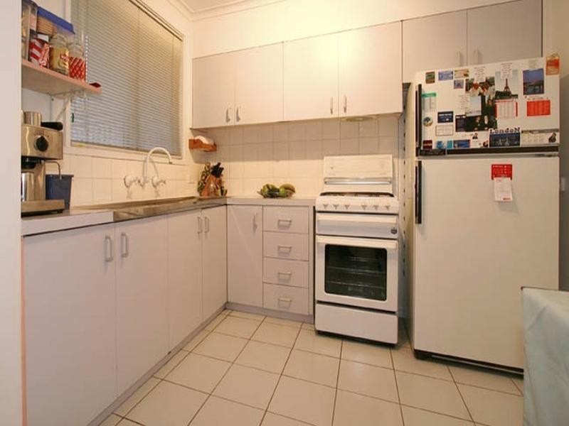 4/11 State Street, Oakleigh VIC 3166