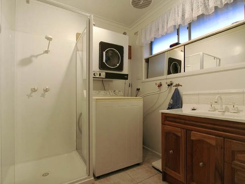 4/11 State Street, Oakleigh VIC 3166