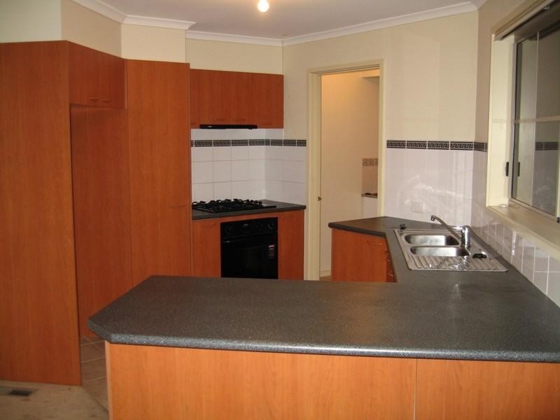 2/30 Frank Avenue, Clayton VIC 3168