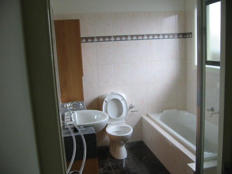 2/47 Tainton Road, Burwood East VIC 3151