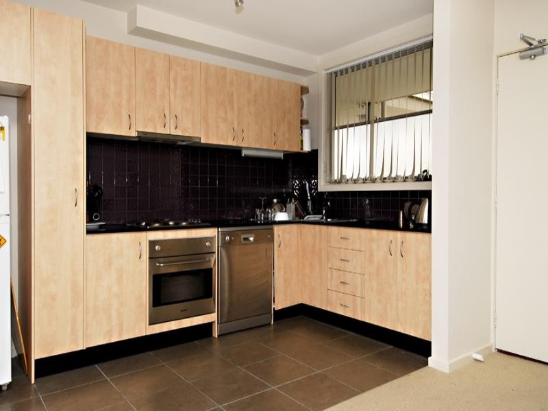 2/82-86 Atherton Road, Oakleigh VIC 3166