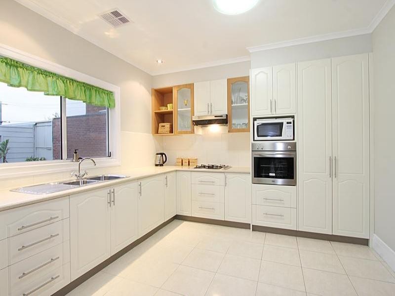 149 Kangaroo Road, Hughesdale VIC 3166