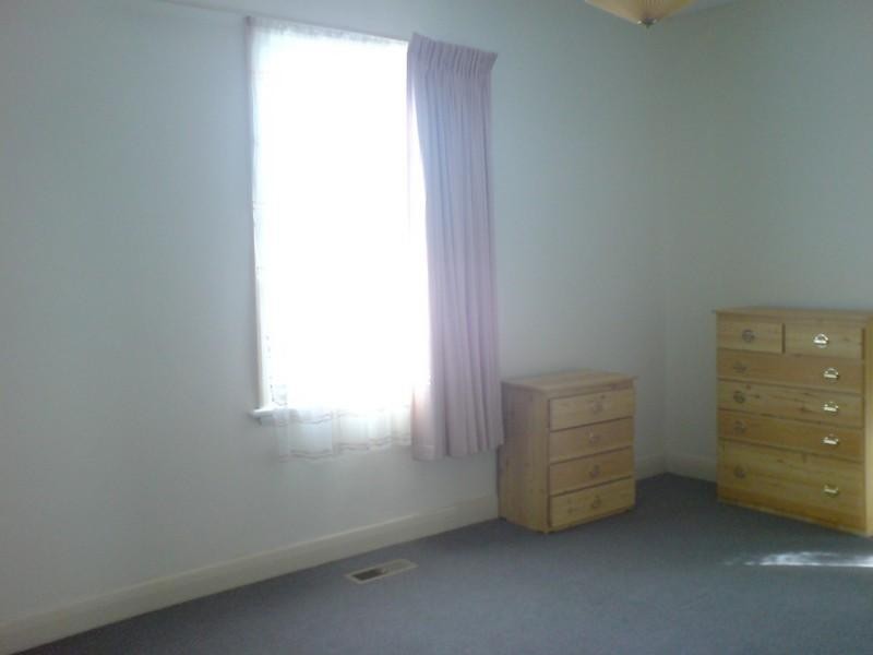 138 Kangaroo Road, Hughesdale VIC 3166