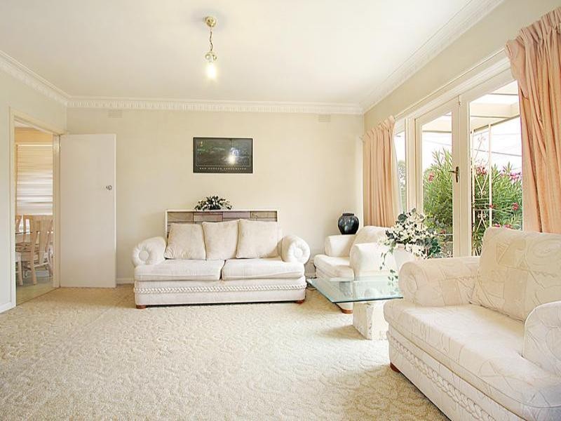 1/9 Scotsburn Avenue, Oakleigh South VIC 3167