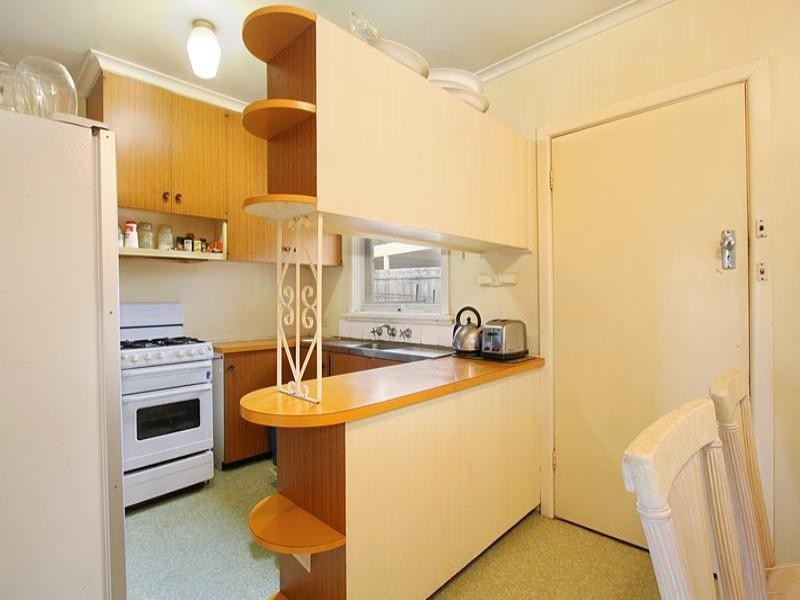 1/9 Scotsburn Avenue, Oakleigh South VIC 3167