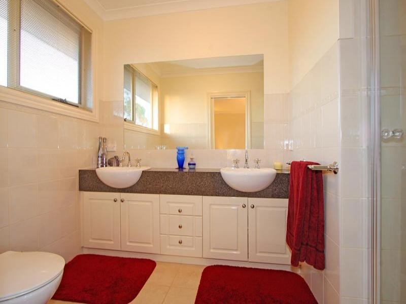 20 Boronia Street, Bentleigh East VIC 3165