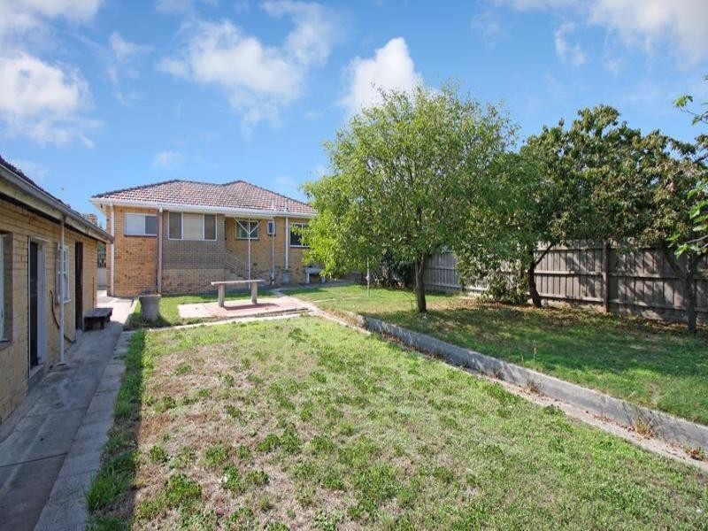 22 Lawson Street, Oakleigh East VIC 3166