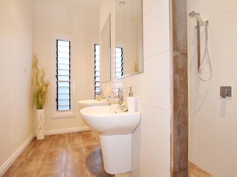 34 Canterbury Street, Hughesdale VIC 3166