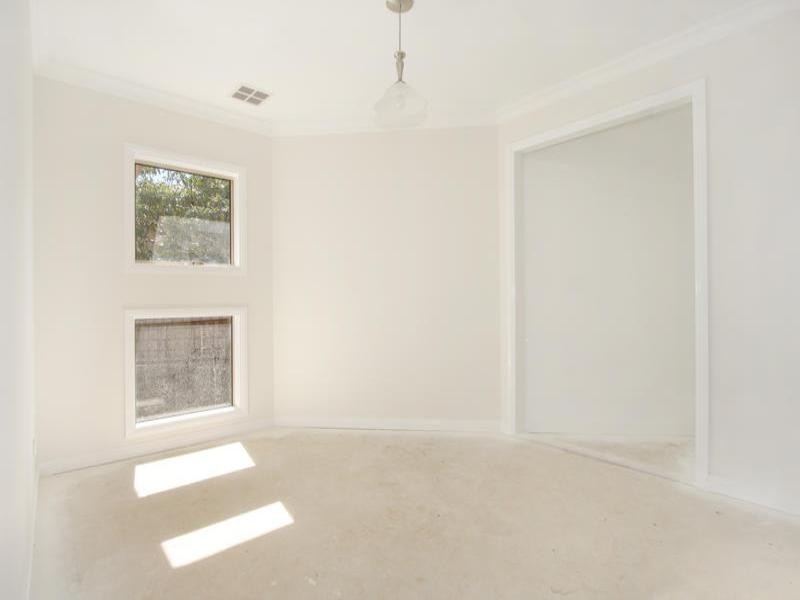 2 and 3/8 Katta Court, Ashwood VIC 3147