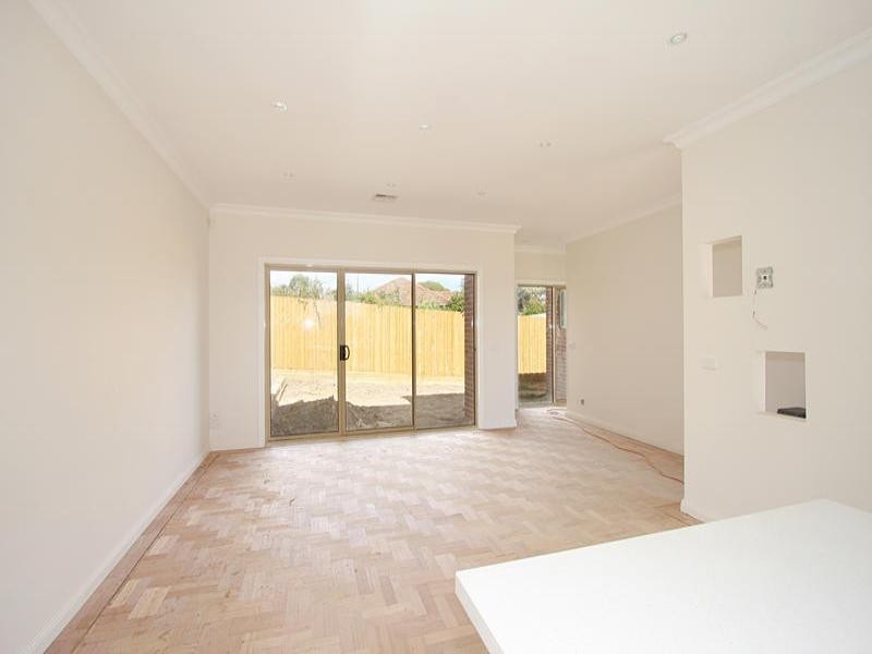 2 and 3/8 Katta Court, Ashwood VIC 3147