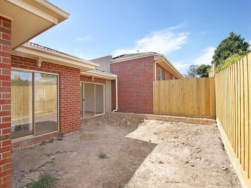 2 and 3/8 Katta Court, Ashwood VIC 3147