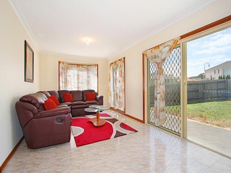 1 Carlingford Close, Rowville VIC 3178