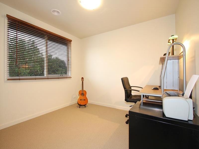 2/47 Drummond Street, Chadstone VIC 3148