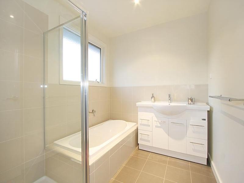 2/47 Drummond Street, Chadstone VIC 3148