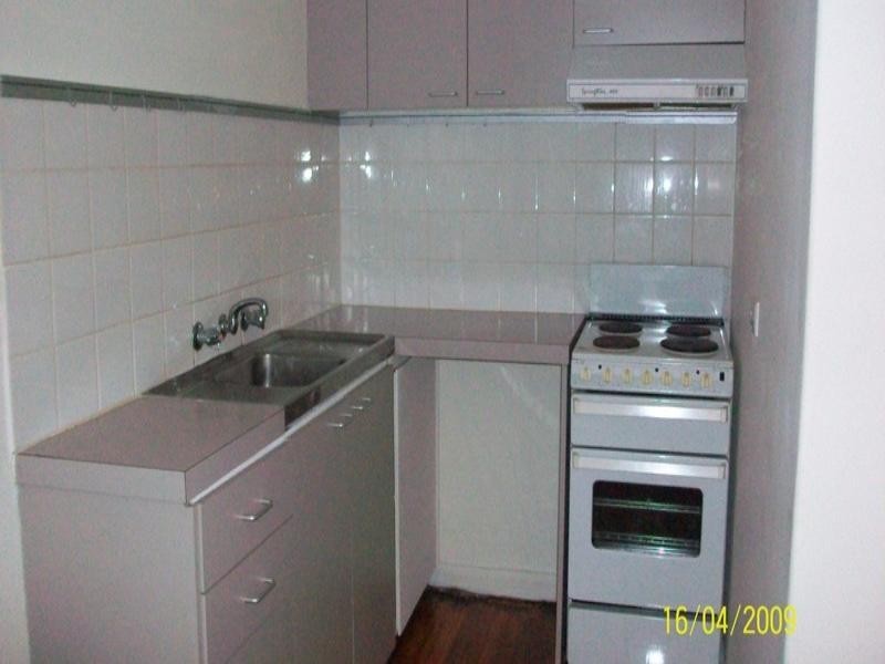 2/161 Oakleigh Road, Carnegie VIC 3163