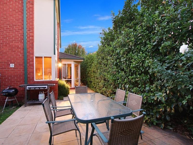 3 Kinrade Street, Hughesdale VIC 3166